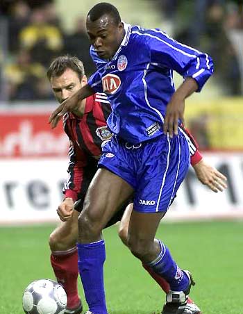 后场空档 后场空档