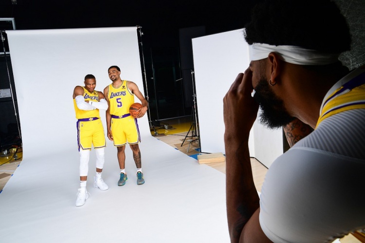 意味着在同 意味着在同